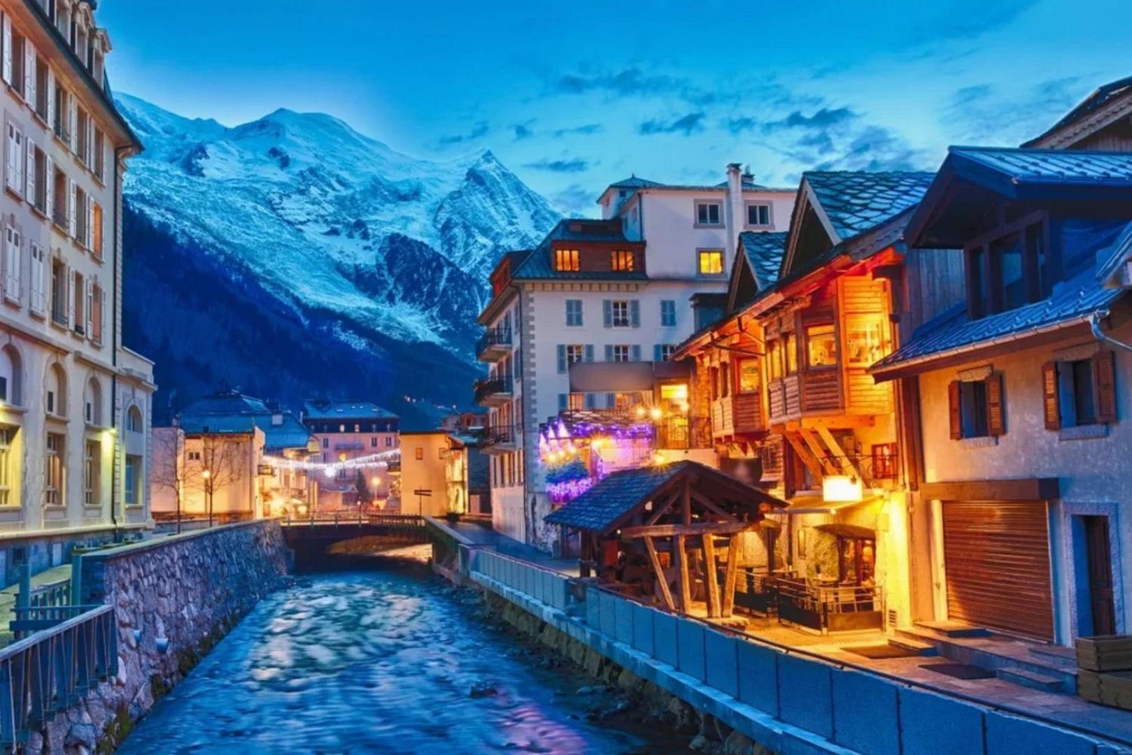 Apartment Au Bon Coin - Luxury Chamonix Hidden Haven, Mont Blanc View, Hot Tub And Garden Exterior photo