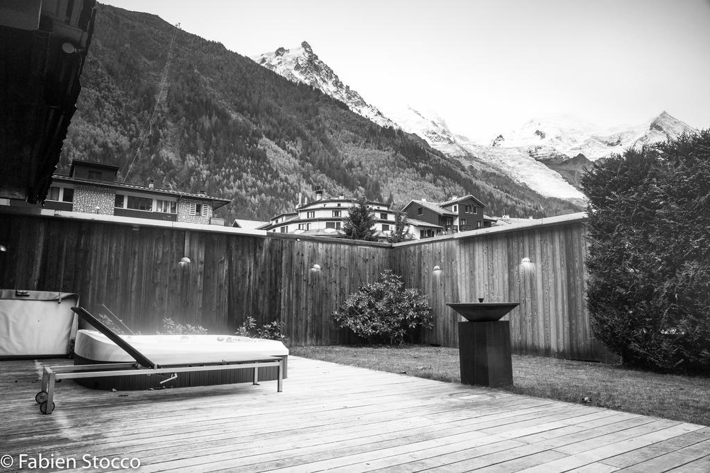 Apartment Au Bon Coin - Luxury Chamonix Hidden Haven, Mont Blanc View, Hot Tub And Garden Exterior photo